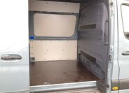 Mercedes-Benz Sprinter 17