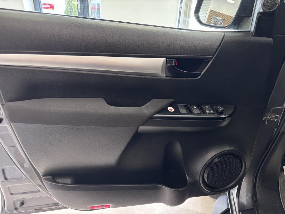 Toyota Hilux Pick-up 2,4 l 110 kw