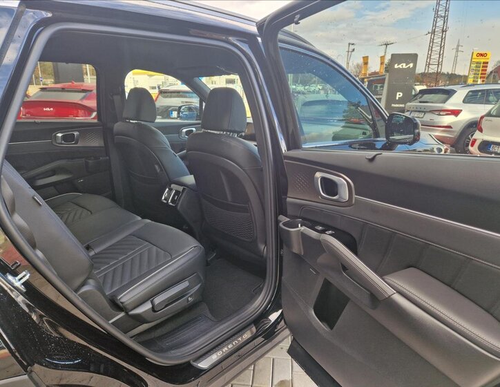KIA Sorento SUV 2,2 l 142 kw