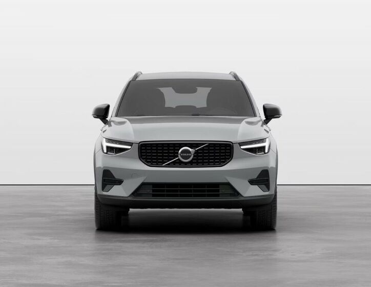 Volvo XC40 3