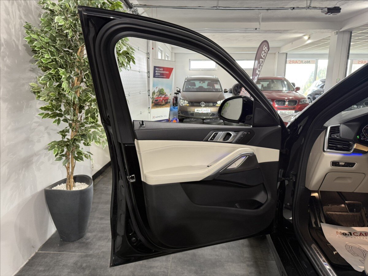 BMW X6 Sedan / Limuzína 3,0 l 250 kw