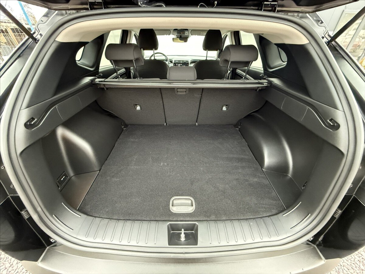 Hyundai Tucson SUV 1,6 l 110 kw