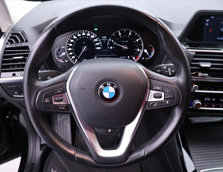 BMW X3 SUV / Terénní 2,0 l 140 kw