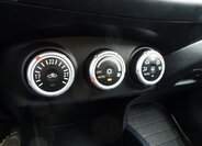 Citroën C-Crosser SUV / Terénní 2,2 l 115 kw