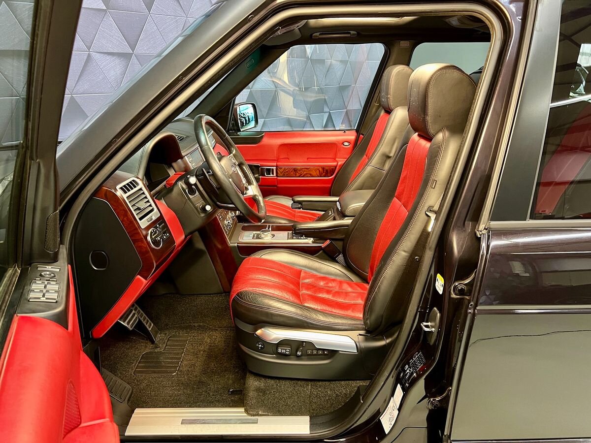 Land Rover Range Rover SUV / Terénní 4,4 l 230 kw