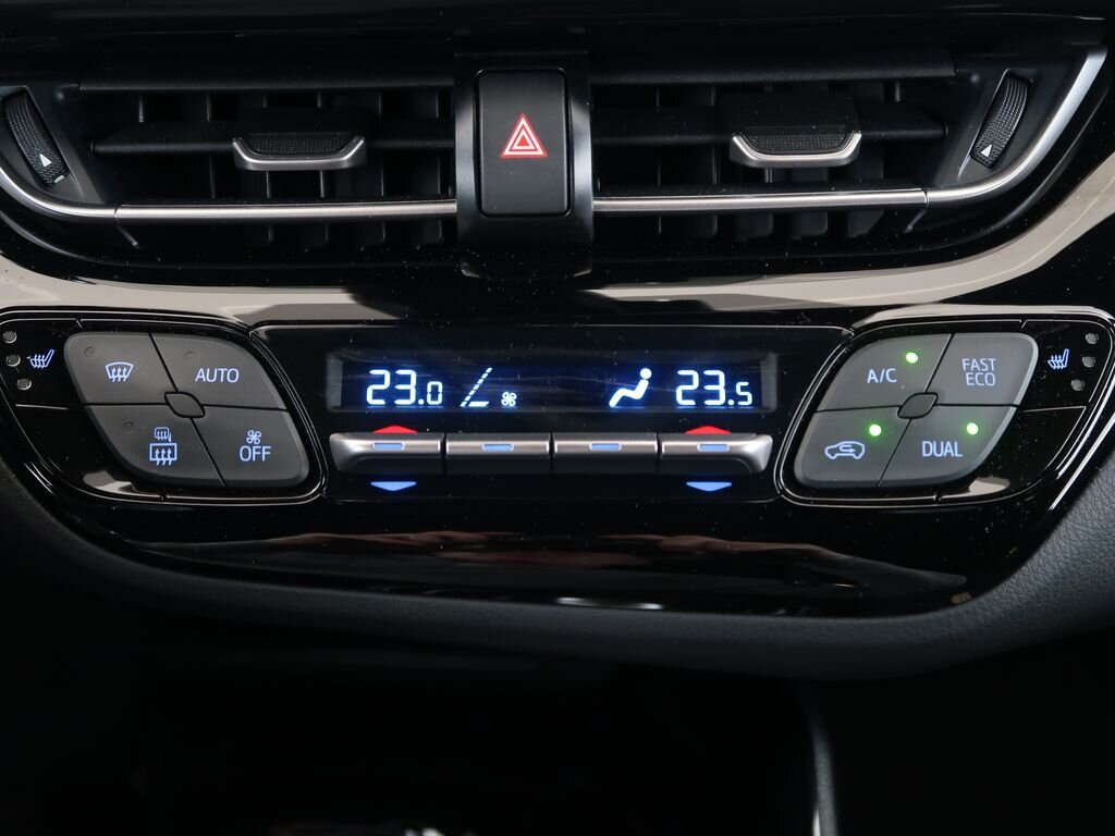 Toyota C-HR Hatchback 1,8 l 72 kw