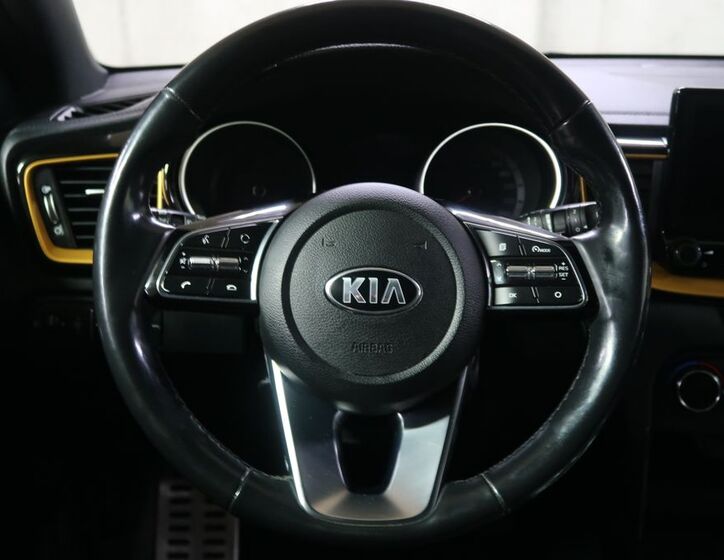 KIA XCeed 14