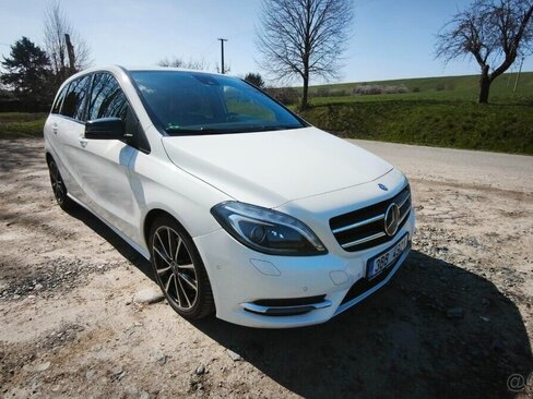 Mercedes-Benz AMG One SUV / Terénní 0,0 125 kw