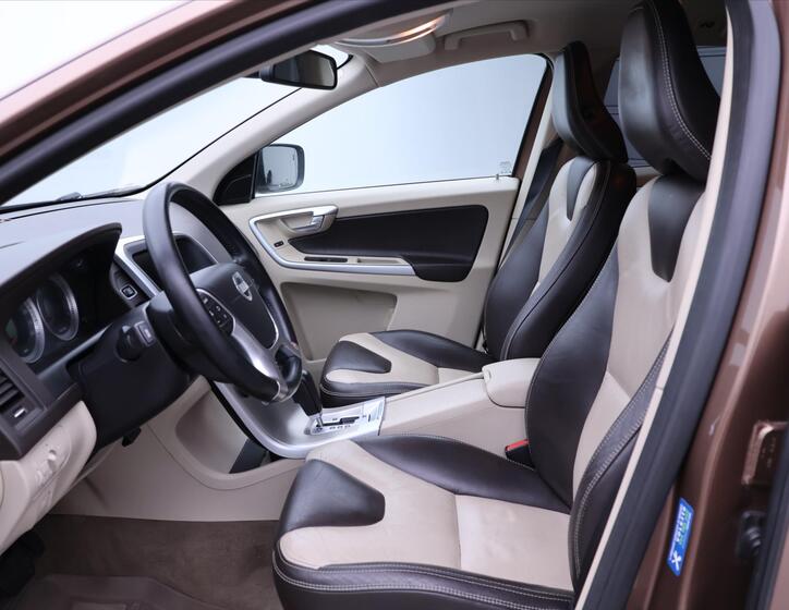Volvo XC60 12
