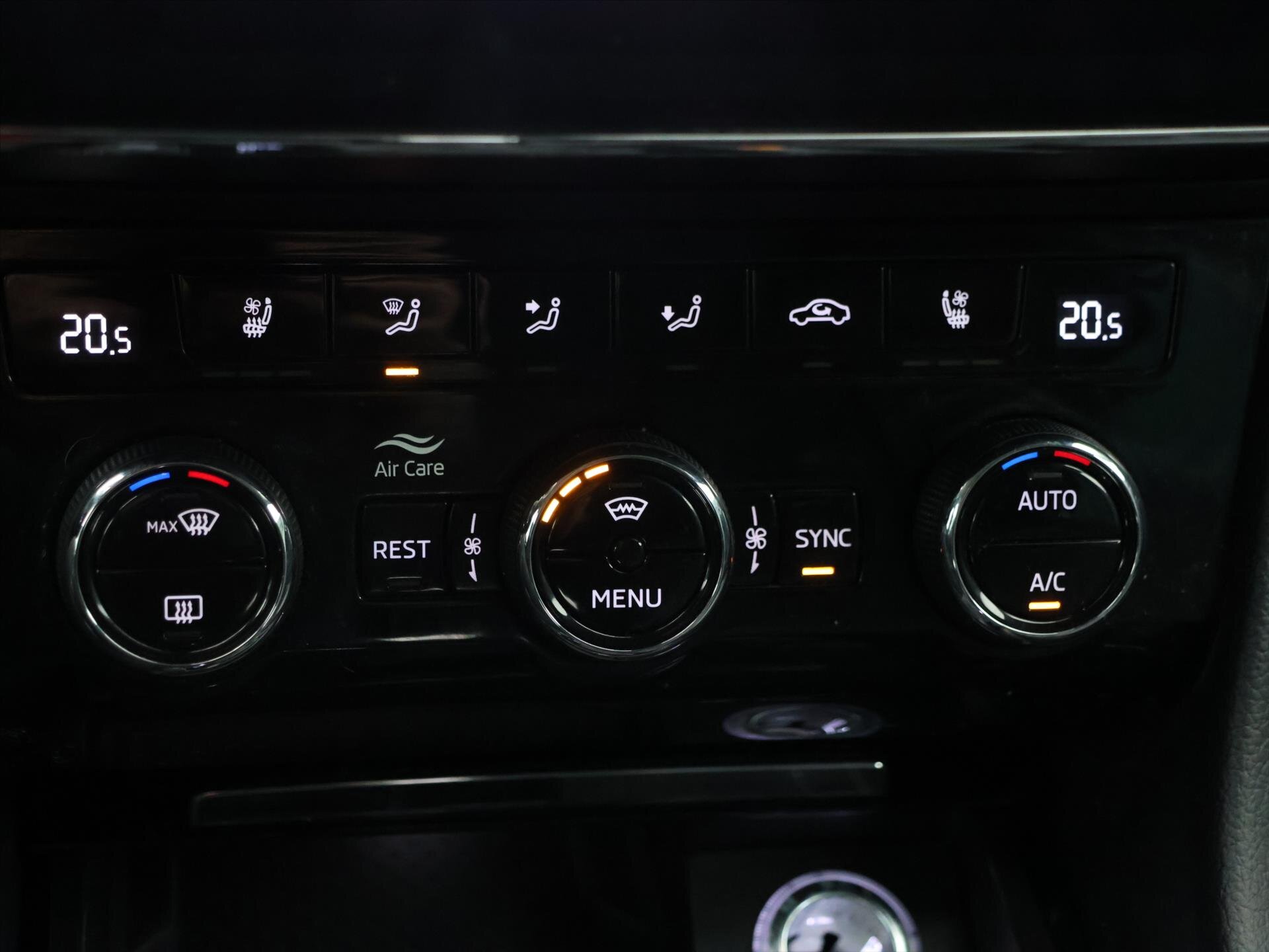 Škoda Superb Kombi 2,0 l 147 kw