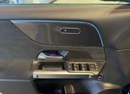 Mercedes-Benz GLB 10