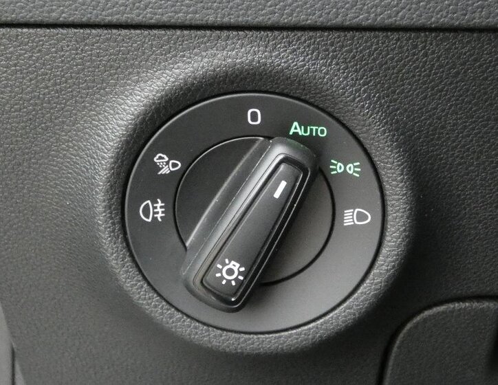 Škoda Karoq SUV 1,5 l 110 kw