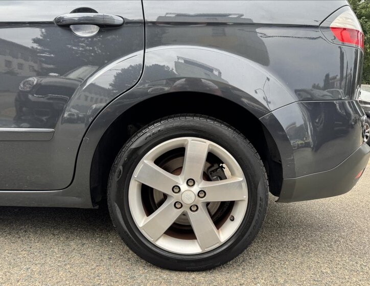 Ford S-MAX MPV 1,8 l 92 kw