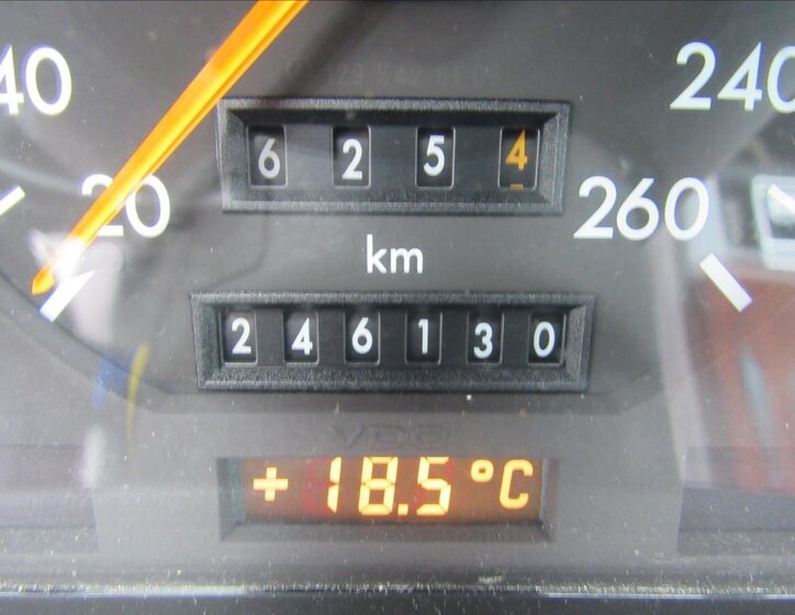 Mercedes-Benz SL Kabriolet 3,2 l 170 kw