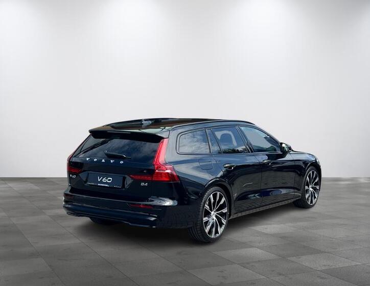 Volvo V60 4