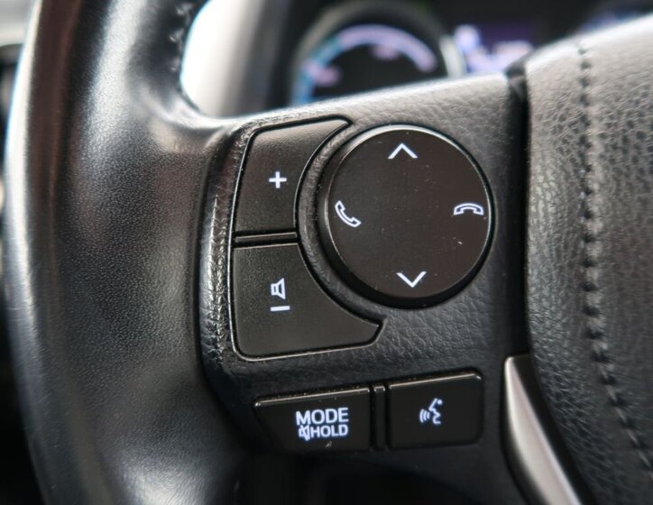 Toyota RAV4 SUV / Terénní 2,5 l 114 kw