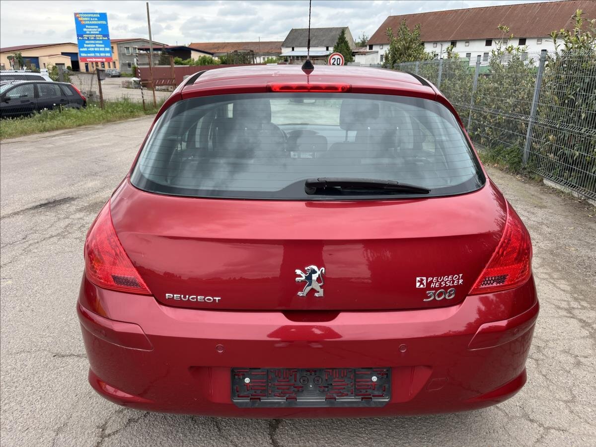 Peugeot 308 Hatchback 1,4 l 72 kw