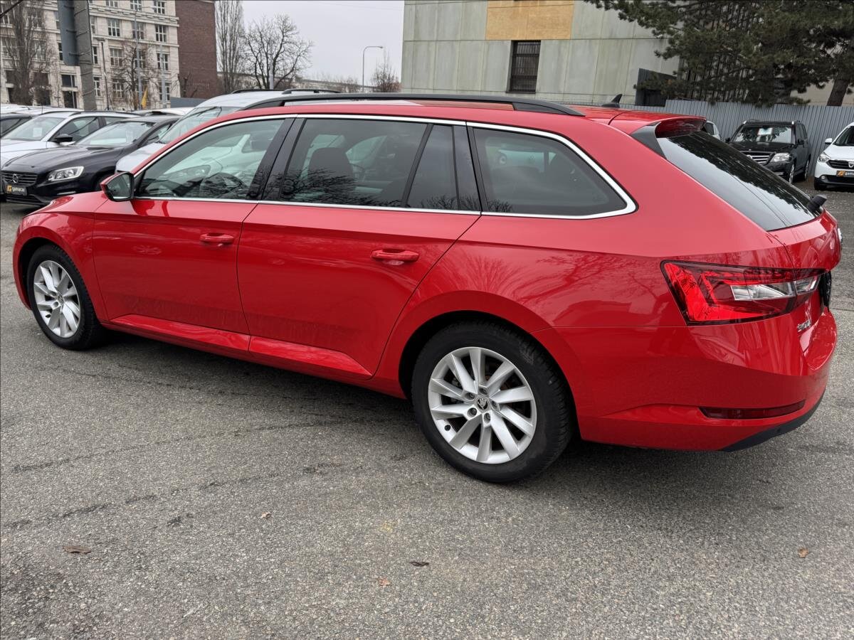 Škoda Superb Kombi 2,0 l 110 kw