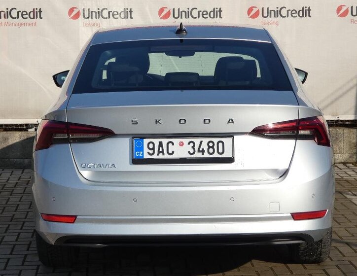 Škoda Octavia Sedan / Limuzína 2,0 l 110 kw