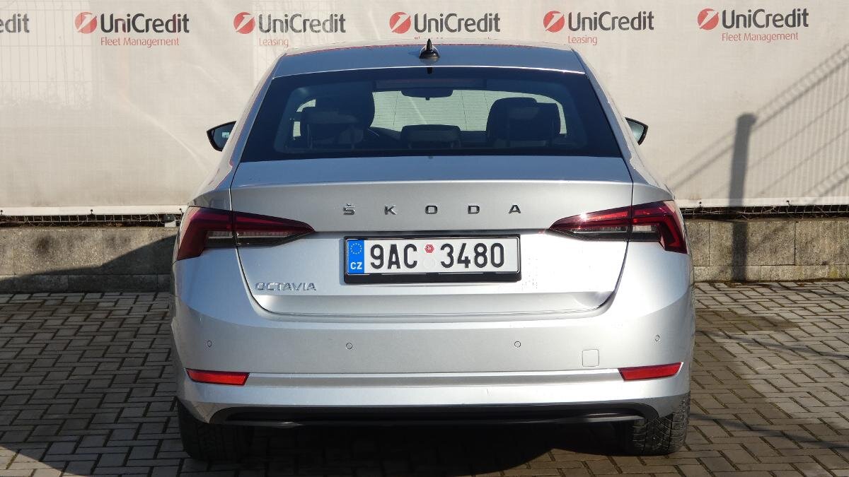 Škoda Octavia Sedan / Limuzína 2,0 l 110 kw