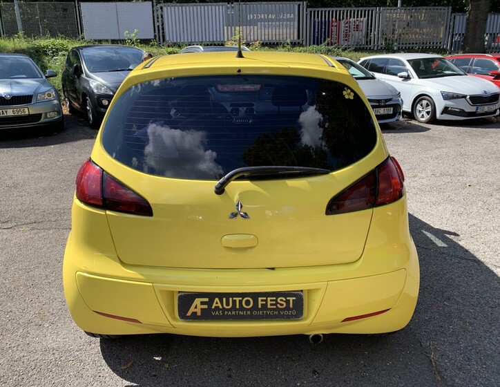 Mitsubishi Colt 6