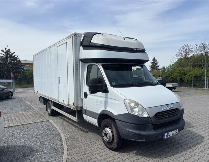 Iveco Ostatní Skříň 3,0 l 107 kw
