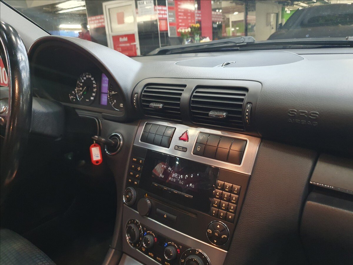 Mercedes-Benz Třídy C Hatchback 1,8 l 105 kw