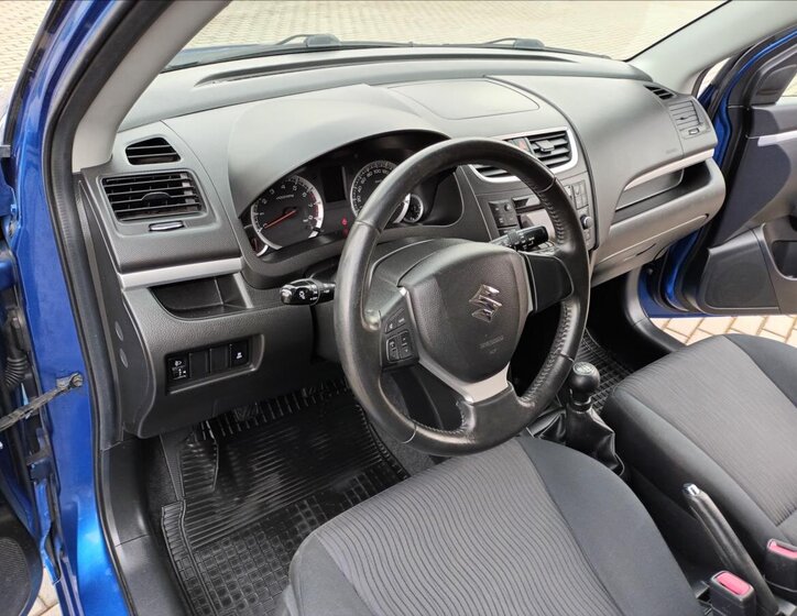 Suzuki Swift Hatchback 1,2 l 69 kw