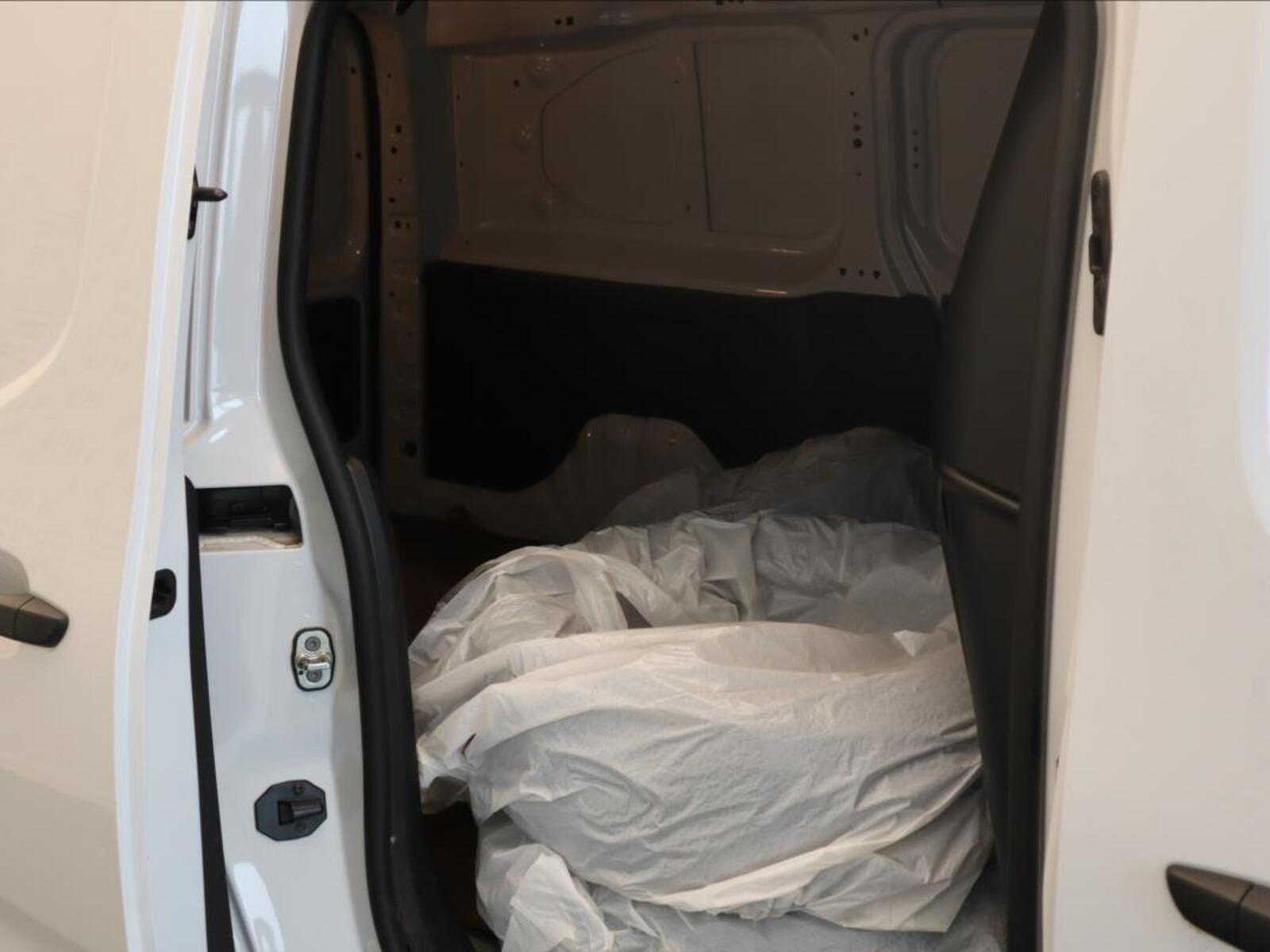 Toyota ProAce City 9