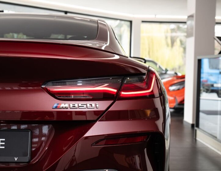 BMW Řada 8 Kupé 4,4 l 390 kw