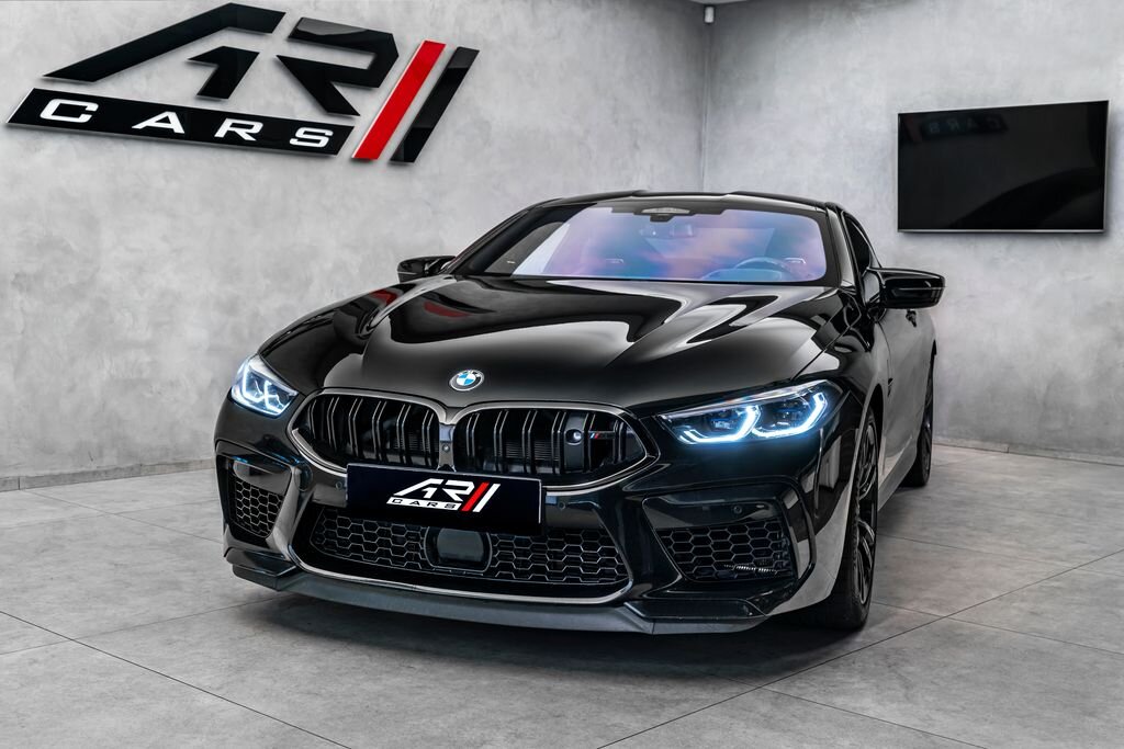 BMW M8 Kupé 4,4 l 460 kw