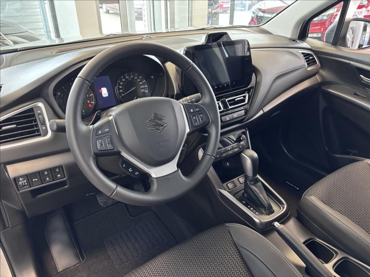 Suzuki S-Cross SUV / Terénní 1,4 l 81 kw