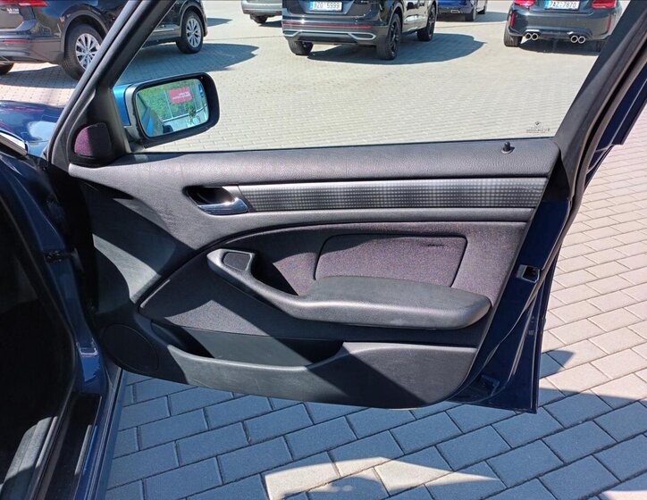 BMW Řada 3 Sedan / Limuzína 1,8 l 85 kw