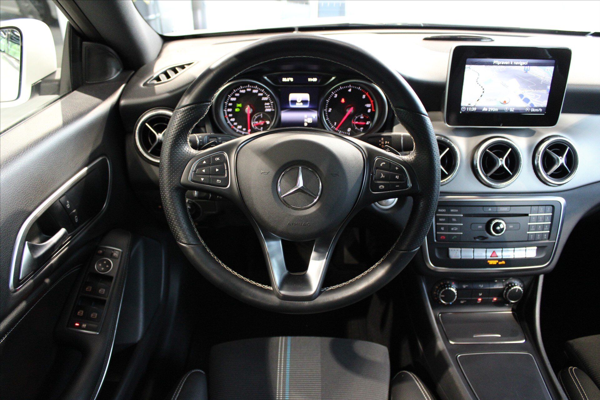 Mercedes-Benz CLA Kombi 2,1 l 125 kw
