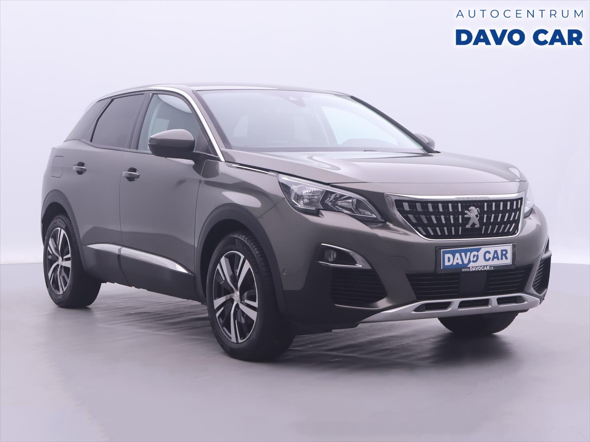 Peugeot 3008 SUV 1,2 l 96 kw