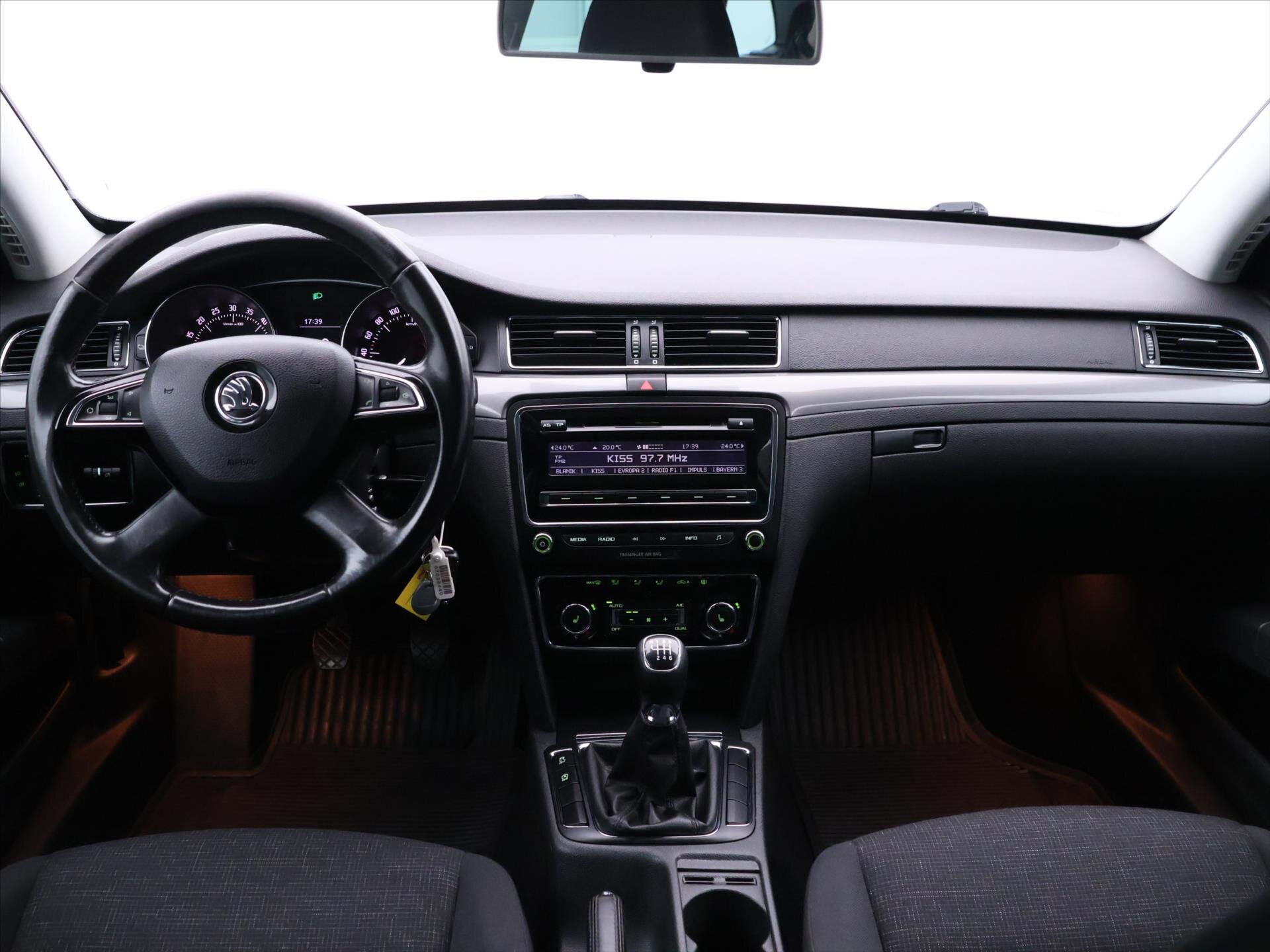 Škoda Superb Kombi 2,0 l 103 kw