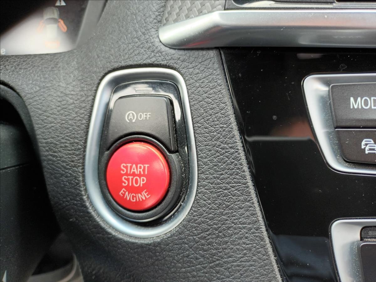 BMW M2 Kupé 3,0 l 302 kw