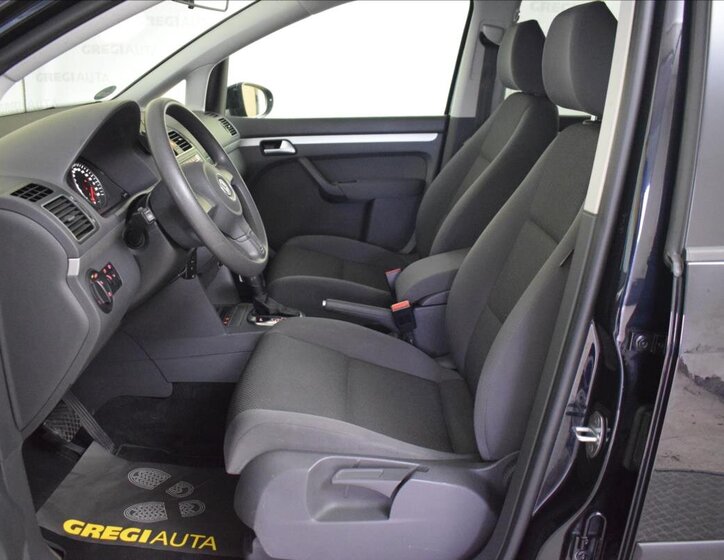 Volkswagen Touran MPV 1,6 l 77 kw