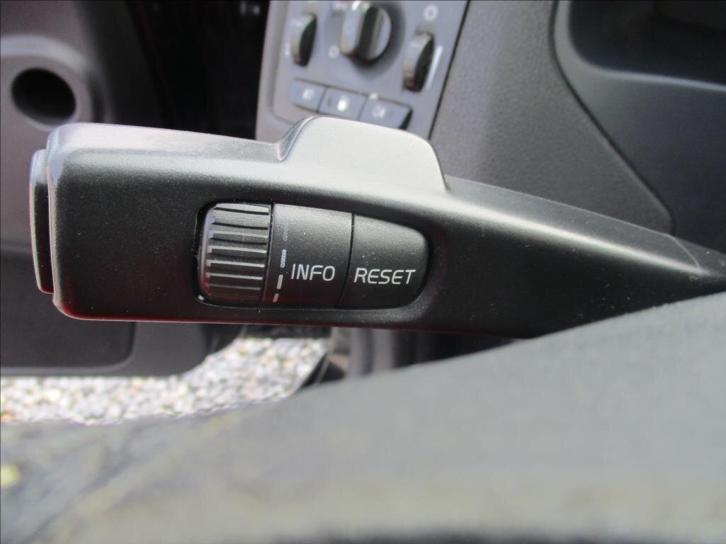 Volvo V50 Kombi 2,0 l 100 kw