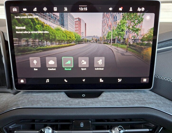 Škoda Kodiaq SUV / Terénní 1,5 l 150 kw