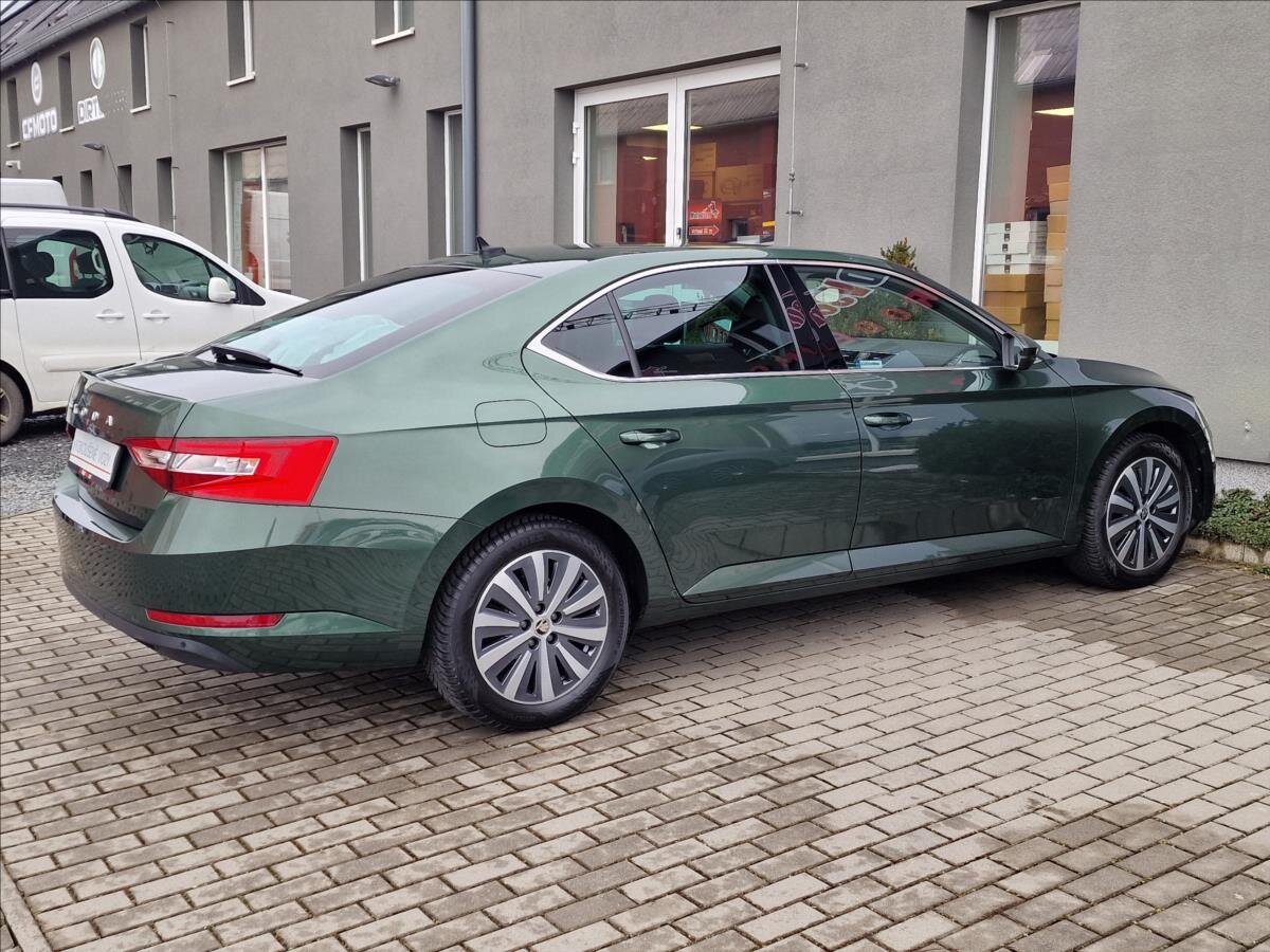 Škoda Superb Sedan 2,0 l 110 kw
