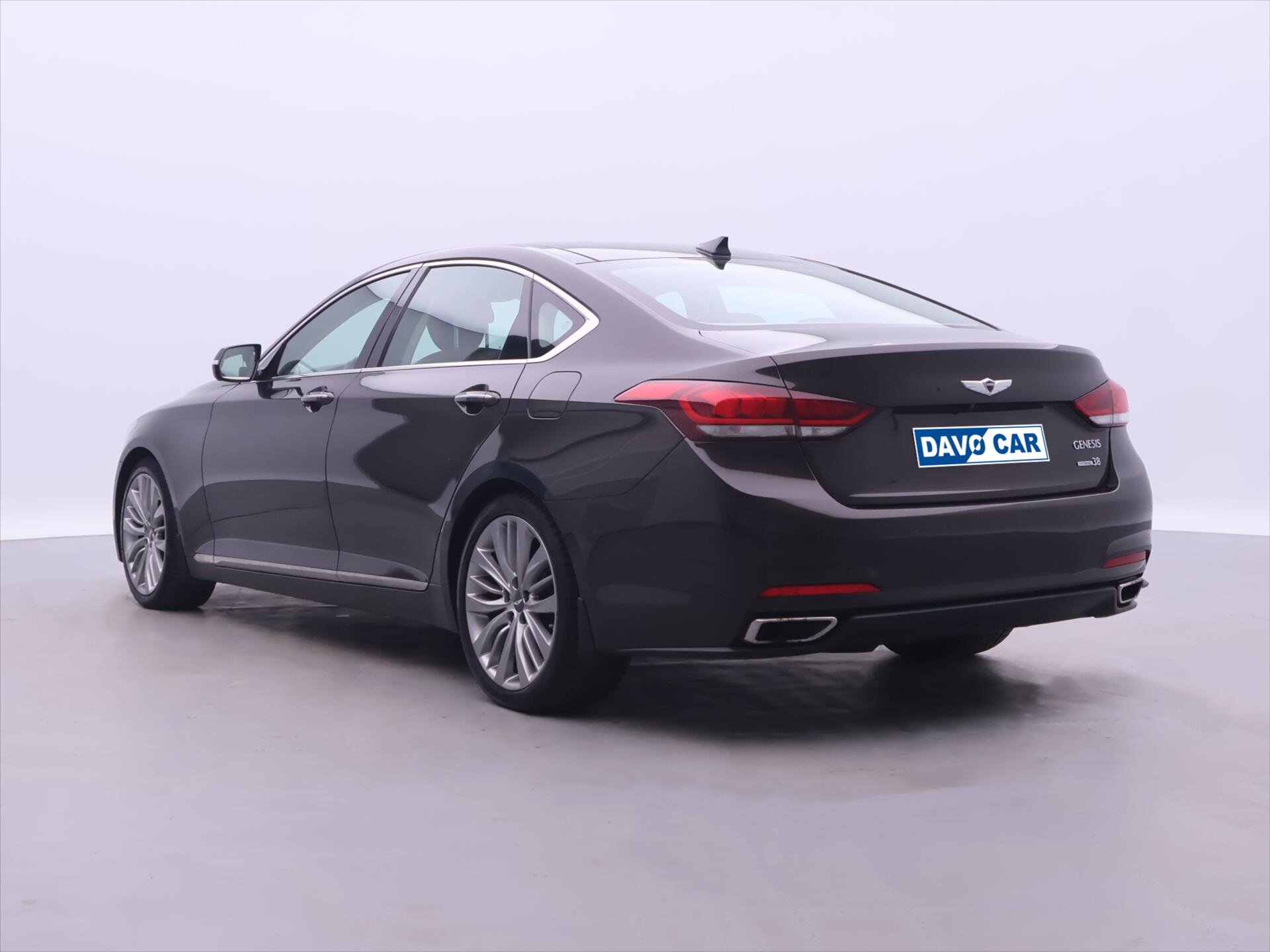 Hyundai Genesis Sedan / Limuzína 3,8 l 232 kw