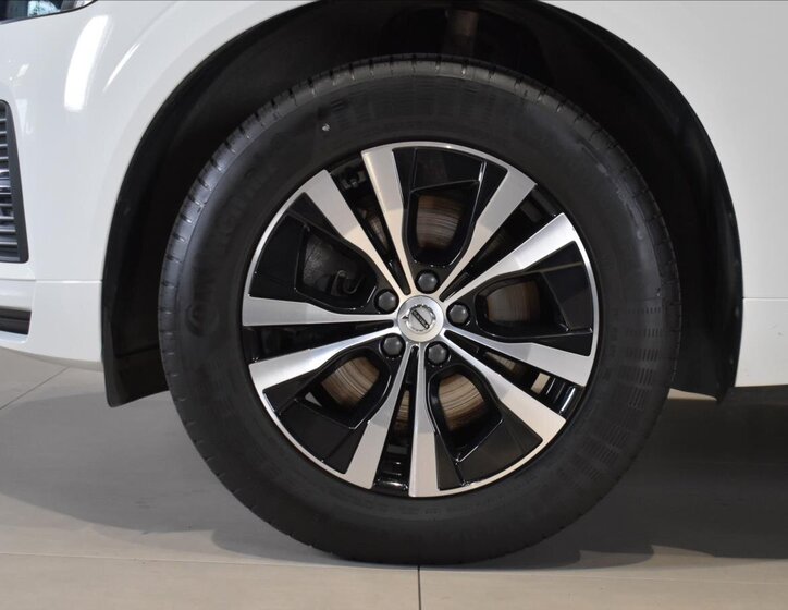 Volvo XC60 SUV / Terénní 2,0 l 145 kw