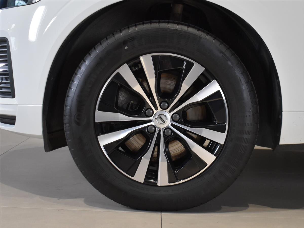 Volvo XC60 SUV / Terénní 2,0 l 145 kw