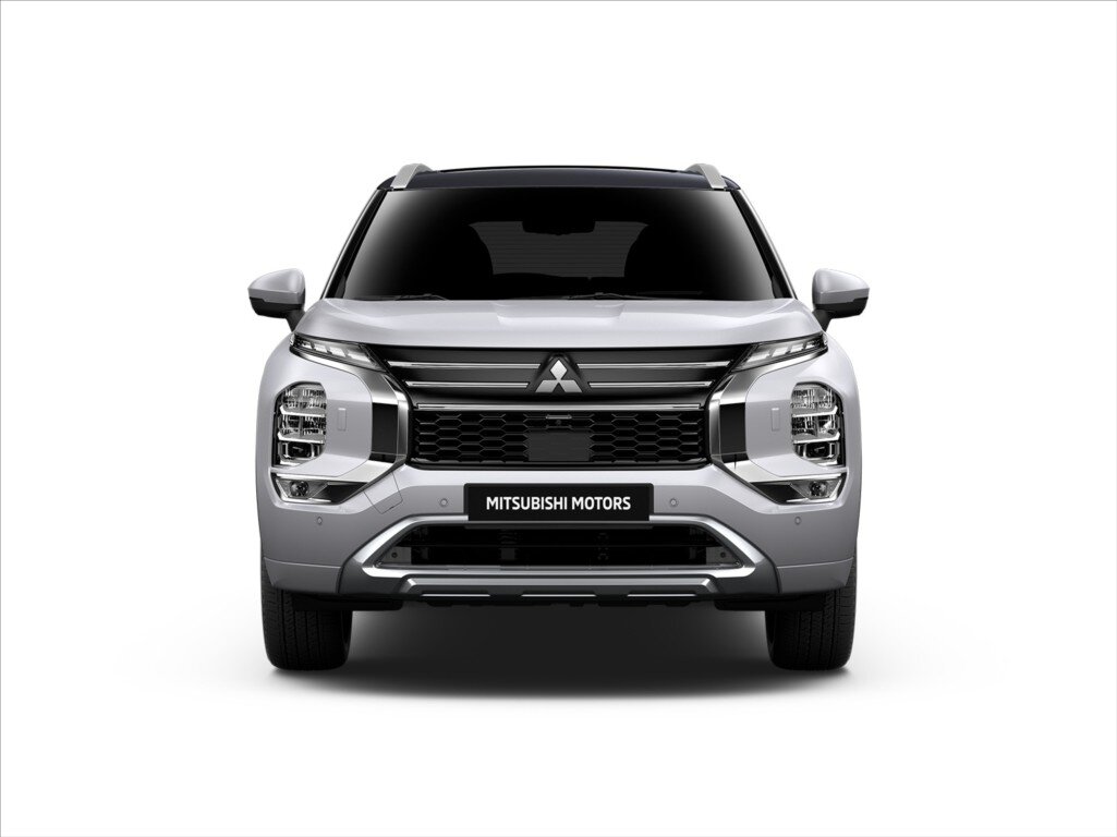 Mitsubishi Outlander SUV 2,4 l 225 kw