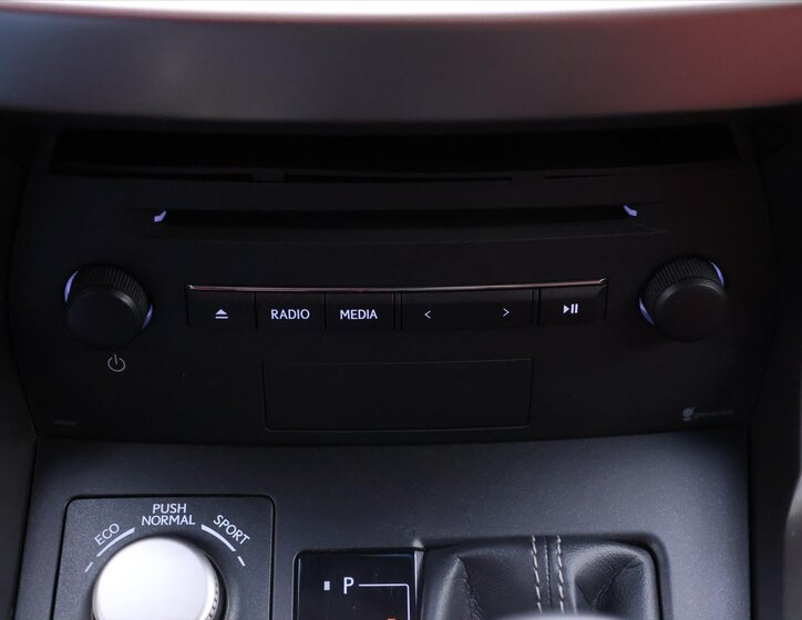 Lexus NX 300h SUV 2,5 l 114 kw