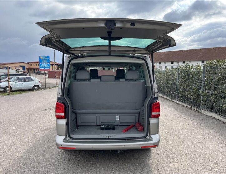 Volkswagen California VAN / Minibus 2,0 l 84 kw