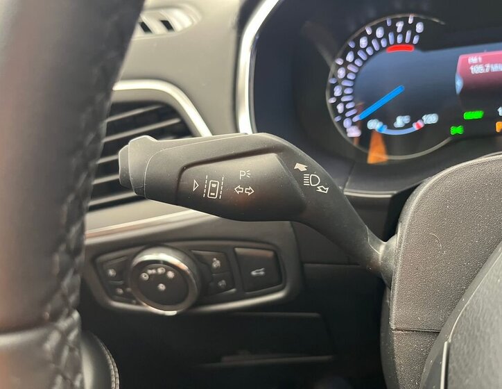 Ford S-MAX MPV 2,5 l 140 kw