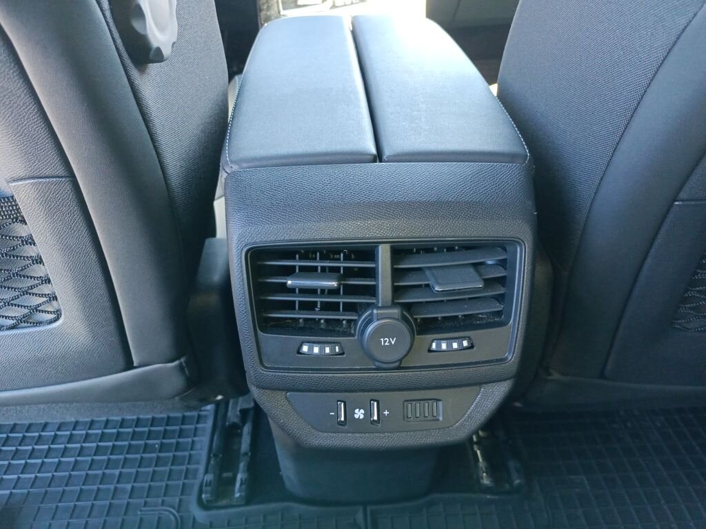 Peugeot 5008 SUV / Terénní 1,5 l 96 kw