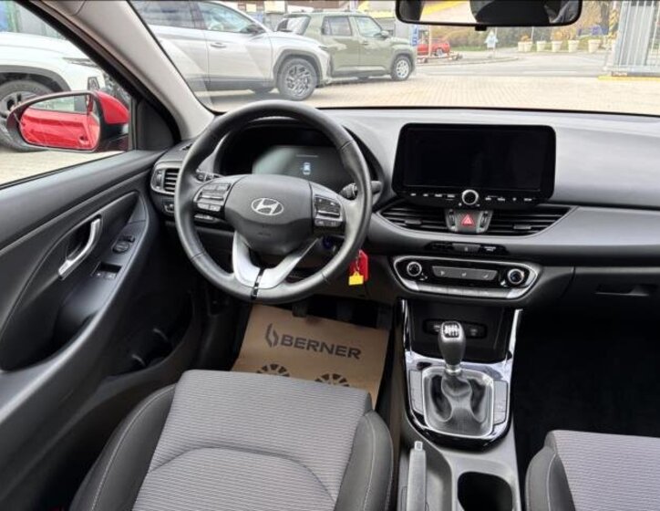 Hyundai i30 Kombi 1,5 l 70 kw